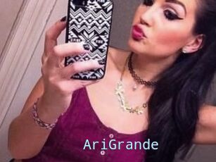 AriGrande