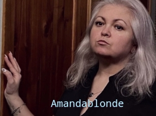 Amandablonde