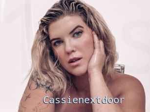 Cassienextdoor