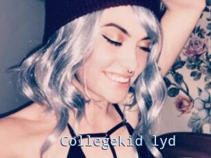 Collegekid_lyd