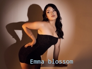 Emma_blossom