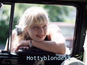 Hottyblondexx