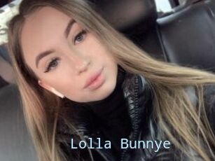 Lolla_Bunnye