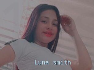 Luna_smith