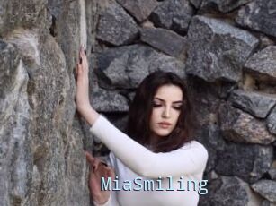MiaSmiling