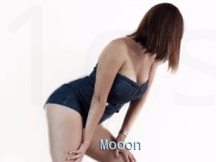 Mooon