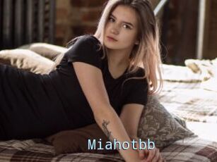 Miahotbb