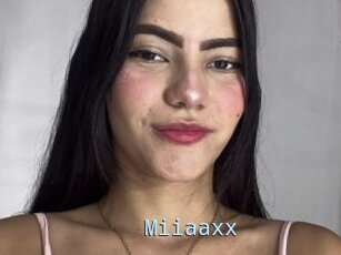 Miiaaxx