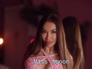 Miss_mooon