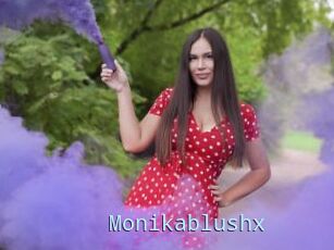 Monikablushx