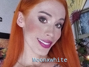 Moonxwhite