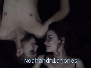 Noahandmiajones