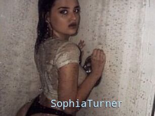 Sophia_Turner