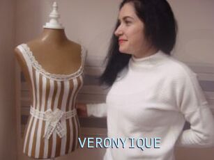 VERONYIQUE