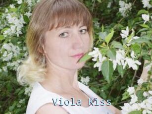 Viola_Kiss_